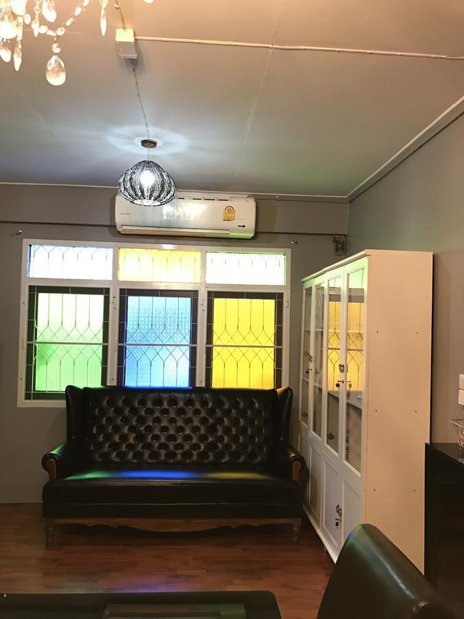 Add Home Hostel Vipavadee 42 Bangkok Kültér fotó