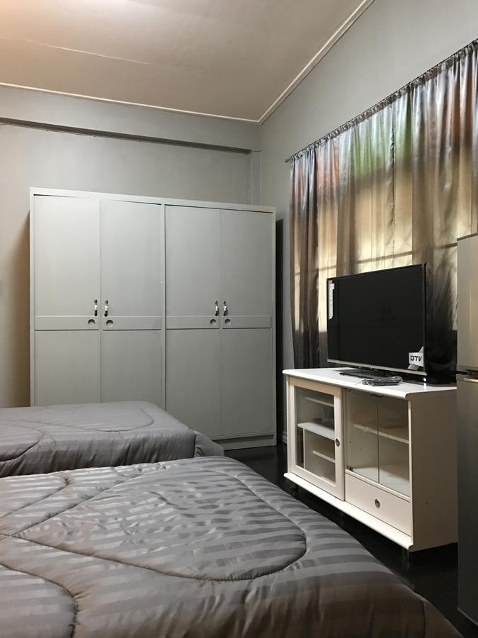 Add Home Hostel Vipavadee 42 Bangkok Kültér fotó